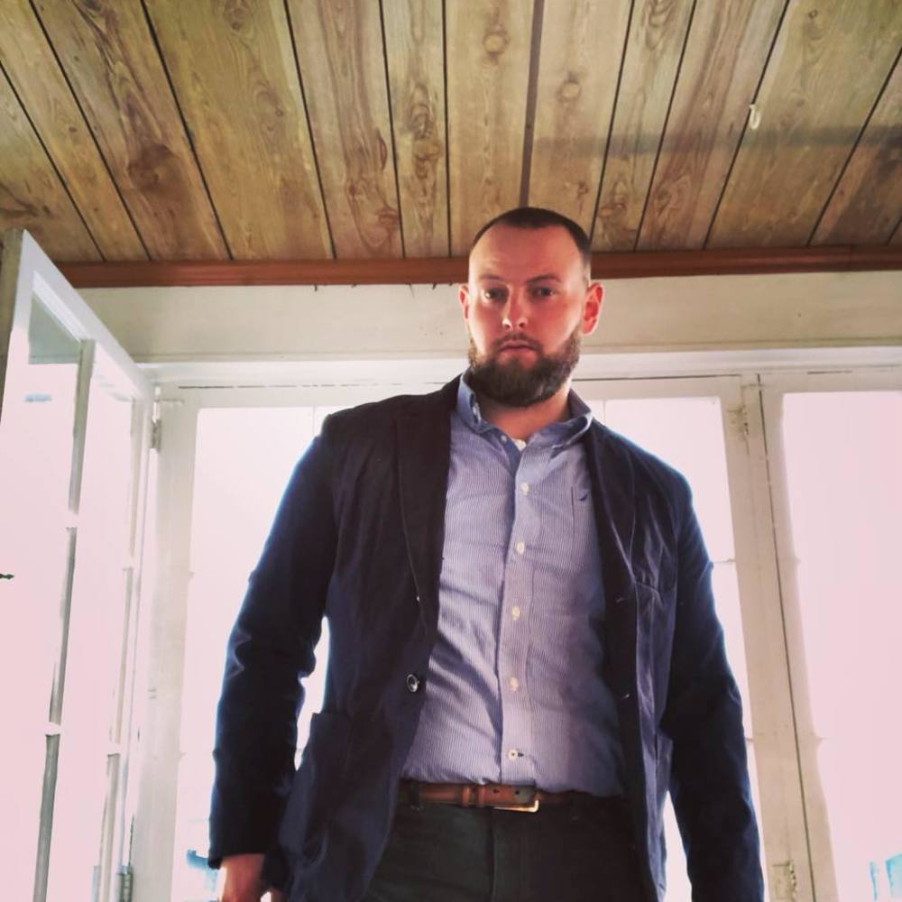 Meet your Posher, Zachary